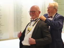 Past President Keith handing over the chain of office to President Gary at our recent Presidents Handover Meeting